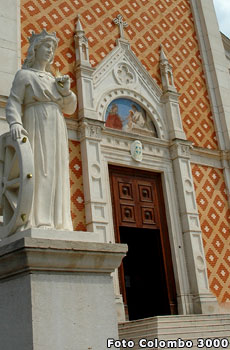 particolare chiesa di Montecchia - strada del soave